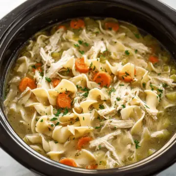 Slow Cooker Chicken Noodle Soup