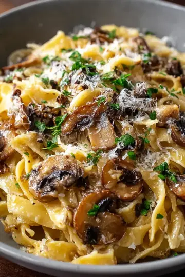 Caramelized Leek and Mushroom Gruyere Pasta Recipe