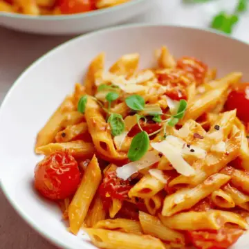 Easy Tomato Pasta