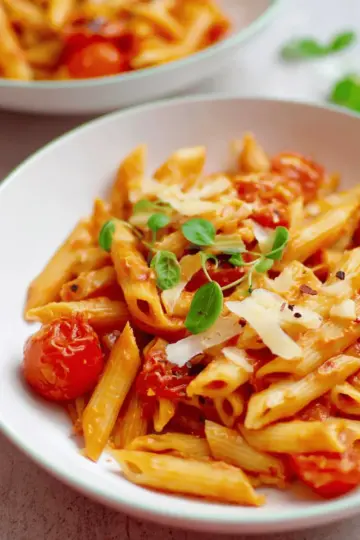 Easy Tomato Pasta