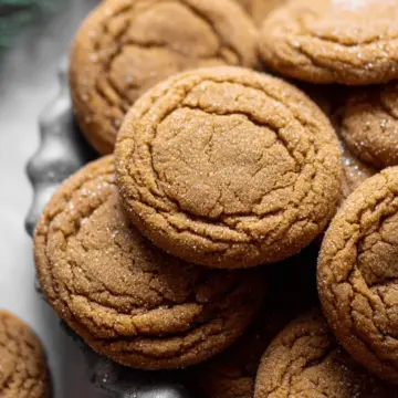 Soft Molasses Cookies
