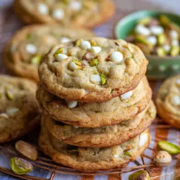 Pistachio White Chocolate Chip Cookies Recipe