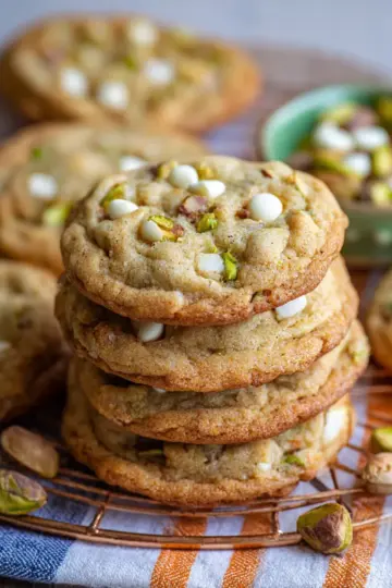 Pistachio White Chocolate Chip Cookies Recipe