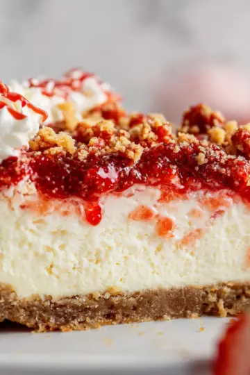 Strawberry Crunch Cheesecake
