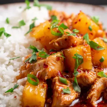 Slow Cooker Hawaiian Chicken with Pineapple